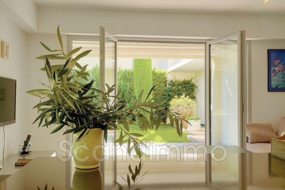 � vendre  Appartement Juan Les Pins (06160)