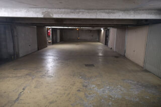  Parking / Garage � vendre 24 m�