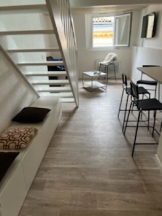  Appartement � louer 1 pi�ce 36 m� Bordeaux