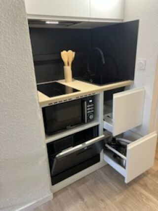  Appartement � louer 1 pi�ce 36 m� Bordeaux