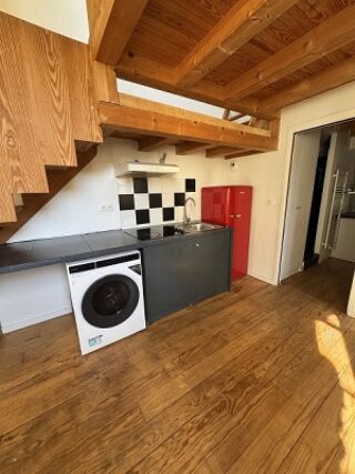  Appartement à louer 2 pièces 43 m² Bordeaux