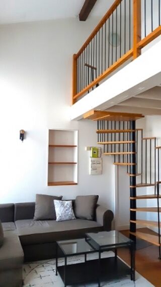  Appartement à louer 2 pièces 62 m²