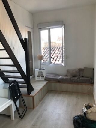  Appartement à louer 2 pièces 33 m²