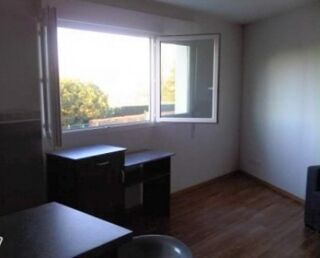  Appartement à louer 2 pièces 40 m² Talence