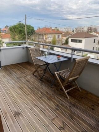  Appartement à louer 4 pièces 89 m²