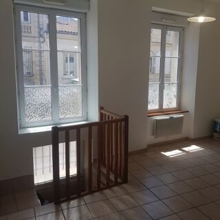  Appartement � louer 2 pi�ces 56 m�