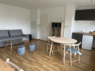  Appartement  louer 2 pices 43 m Talence