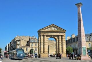  Appartement à louer 2 pièces 52 m²