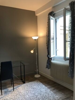  Appartement à louer 1 pièce 25 m²