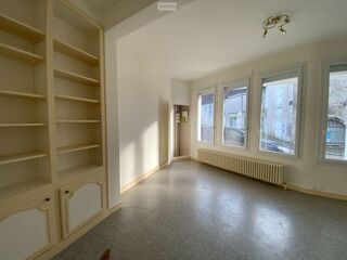  Maison à vendre 12 pièces 240 m²