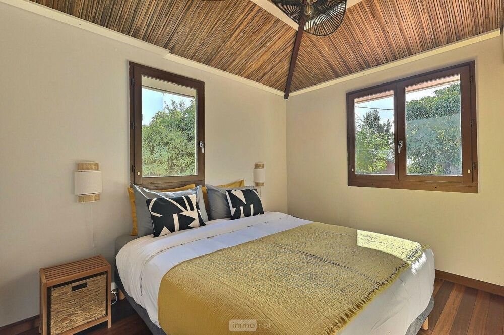 � vendre  Maison L' �tang-Sal� (97427)