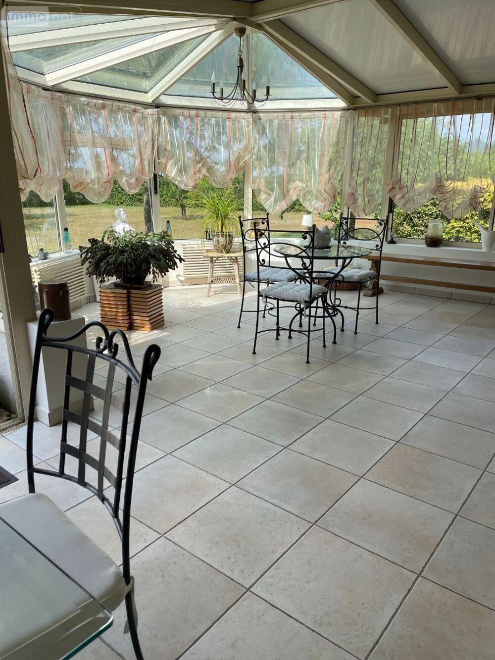 vente Maison - 6 pièce(s) - 220 m² Buzançais (36500)