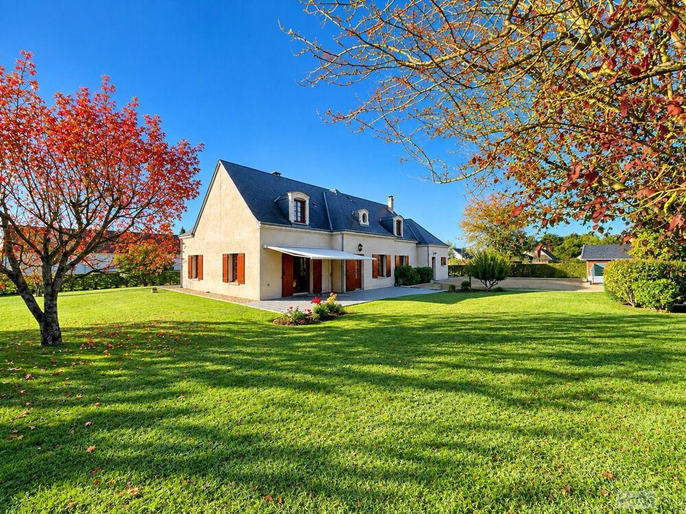 vente Maison - 13 pièce(s) - 221 m² Ruillé-sur-Loir (72340)