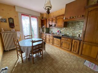  Maison  vendre 7 pices 200 m