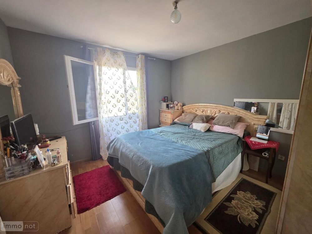 Charmante maison de plain-pied de 136,27 m² sur un terra....