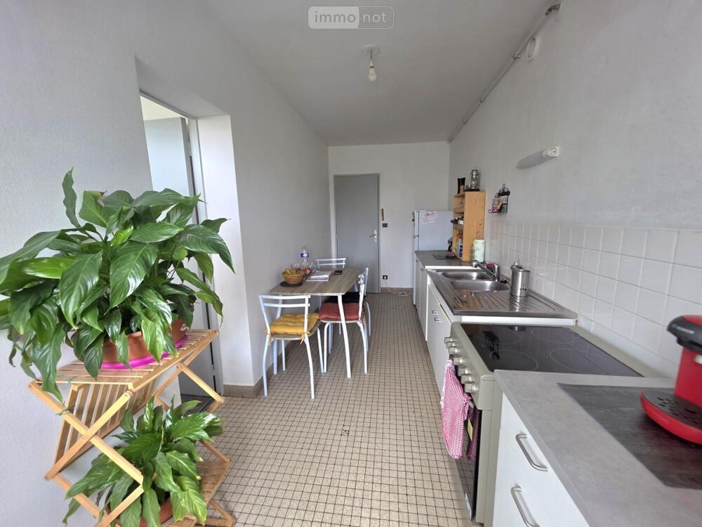Appartement 3 pièces vendu loué  Résidence calme avec a....