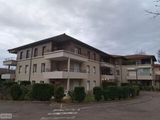  Appartement à louer 3 pièces 69 m²