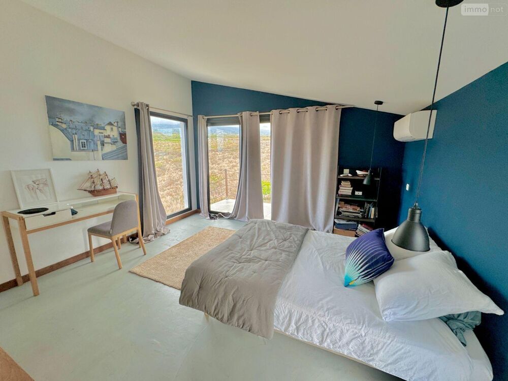 vente Villa - 6 pièce(s) - 185 m² Saint-Gilles Les Bains (97434)