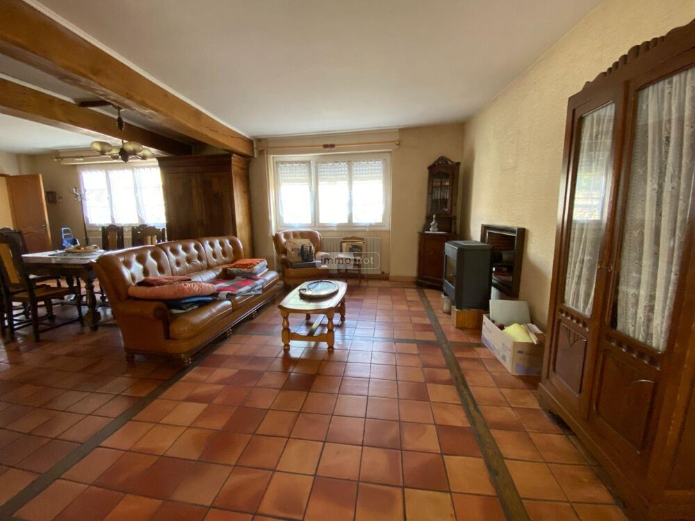 BUZANCAIS (36500), agréable maison d''une superficie de ....