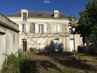  Immeuble à vendre 8 pièces 220 m²