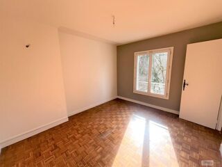  Immeuble  vendre 2 pices 47 m