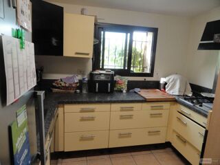  Maison  vendre 4 pices 75 m