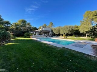  Villa � vendre 12 pi�ces 342 m�