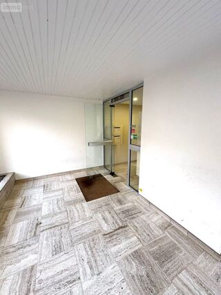  Immeuble  vendre 5 pices 98 m