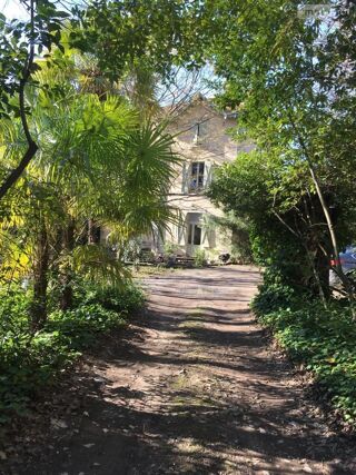  Maison  vendre 13 pices 360 m