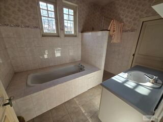  Maison � vendre 8 pi�ces 241 m�