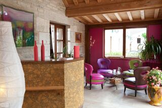  Maison  vendre 15 + pices 450 m