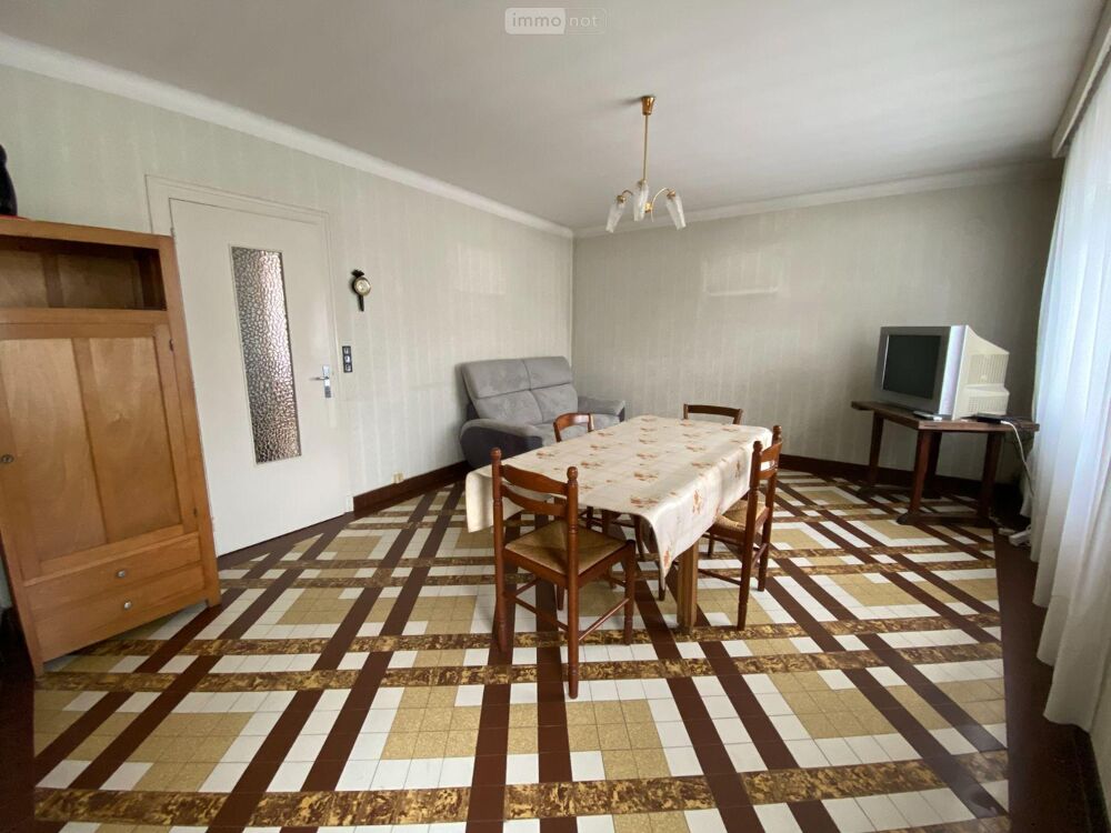 VILLEDIEU SUR INDRE (36320), agréable maison d''une supe....