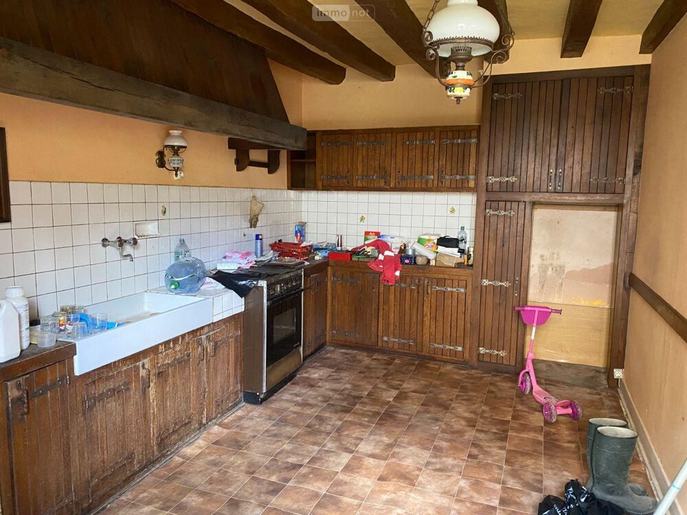 A vendre à CHATILLON SUR INDRE. Grande maison de bour....