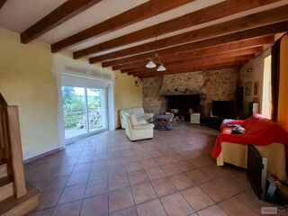  Maison � vendre 4 pi�ces 210 m�