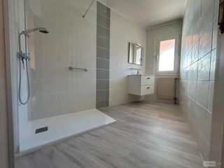  Immeuble � vendre 3 pi�ces 95 m�