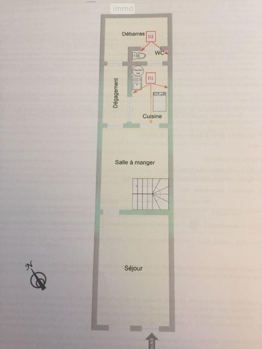 Une maison à restaurer composée d''un séjour, un salon, ....