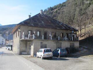  Immeuble  vendre 12 pices 256 m