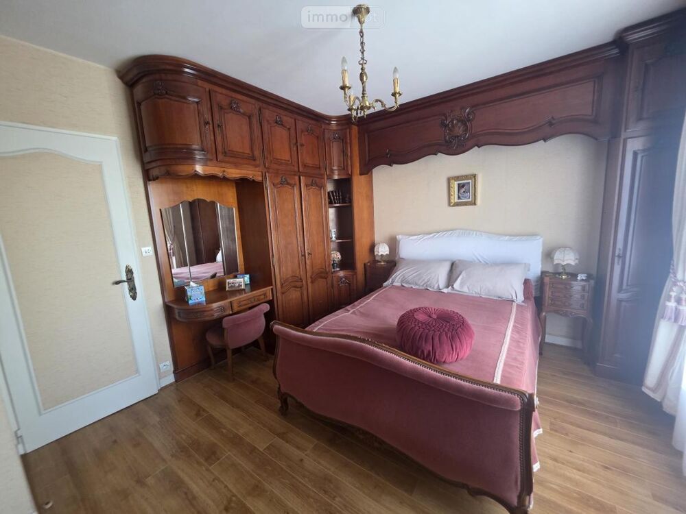 vente Maison - 5 pièce(s) - 141 m² Vierzon (18100)