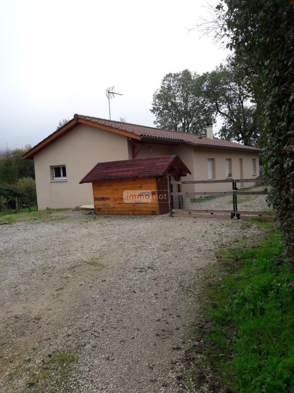 location Maison - 4 pièce(s) - 90 m² Drom (01250)