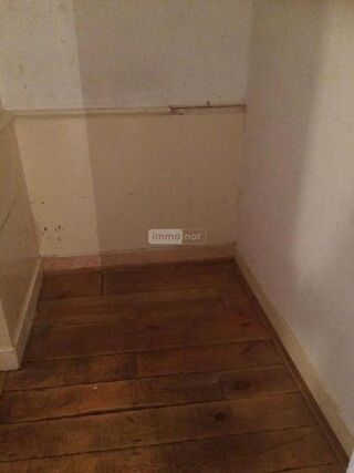  Immeuble à vendre 8 pièces 220 m²