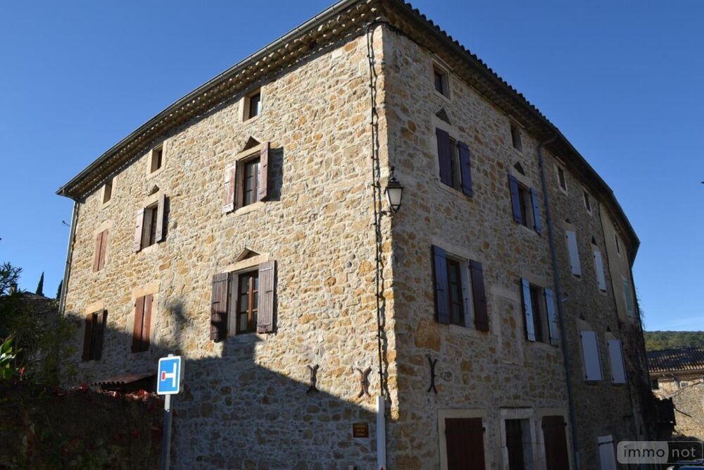 A vendre à Salavas, Ardèche (07) - Une maison de village....