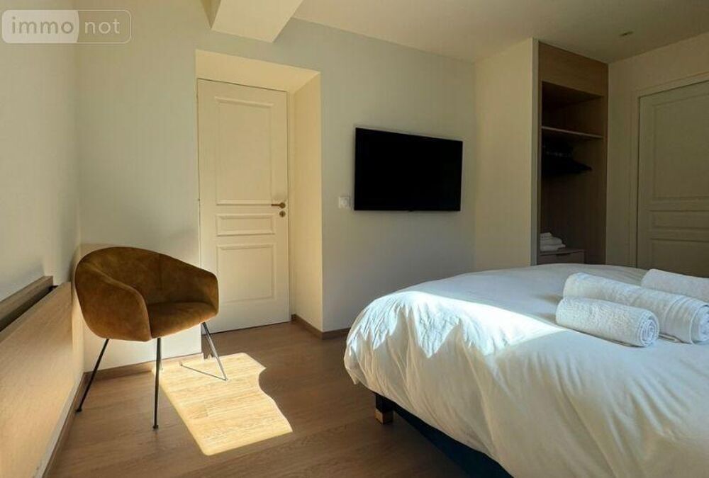 vente Appartement - 4 pièce(s) - 85 m² Château-Ville-Vieille (05350)