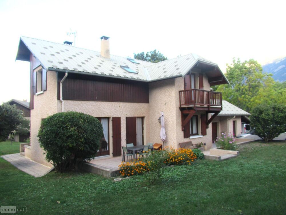 vente Maison - 6 pièce(s) - 188 m² Risoul (05600)