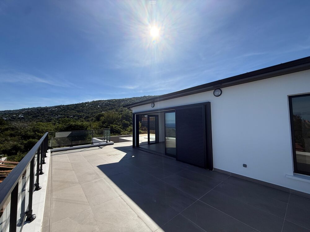- SAINT-LEU - VILLA F5 NEUVE AVEC VUE DÉGAGÉE Le ....