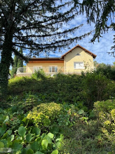   Vente Maison Maison - 8 pièce(s) - 148 m²