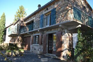  Maison à vendre 15 + pièces 292 m²