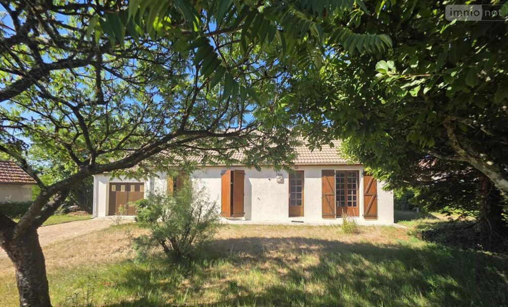Maison de plain-pied de 89 m², implantée sur un terrain ....