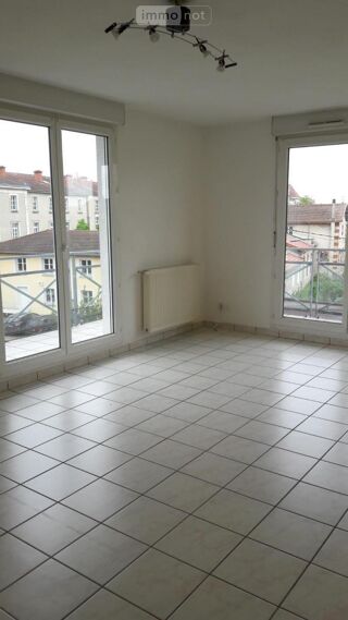  Appartement � louer 4 pi�ces 84 m�