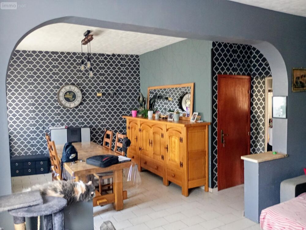 À VENDRE - Maison de 132 m² - 5 chambres - Terrain de 47....