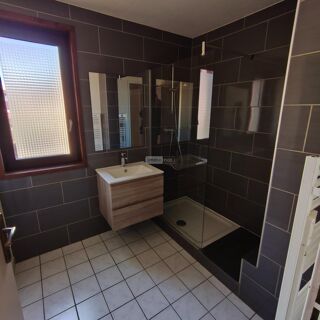  Immeuble � vendre 3 pi�ces 71 m�